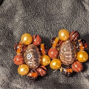 🍊 Vintage Clip Earrings mix of  glass plastic beads unsigned brown Orange